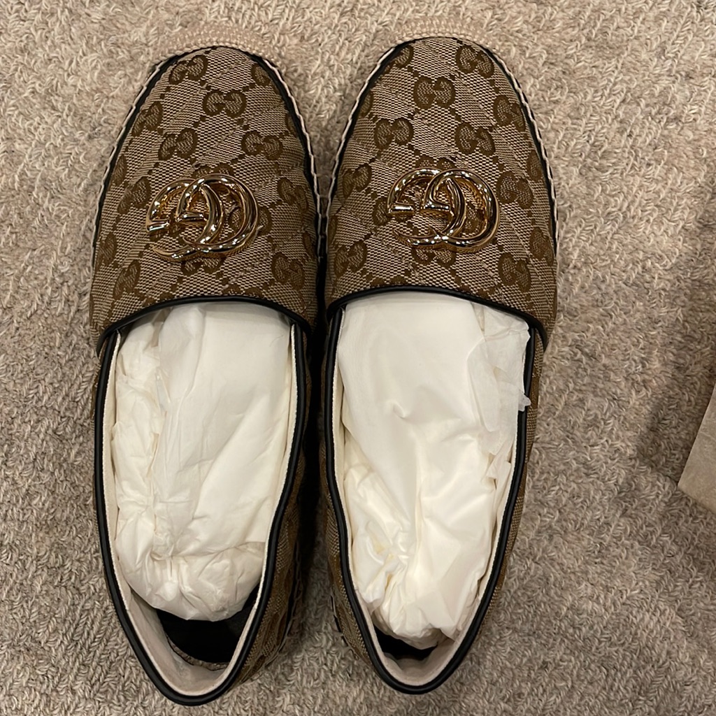 Authentic Gucci Loafers. Women’s Size 5.